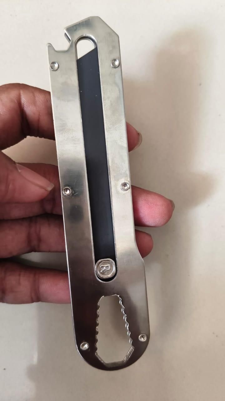 6 in 1 Stainless Steel Utility Knife